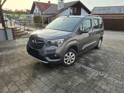 Gebraucht Opel Combo Life Innovation 131 PS (96 kW) 2019 Grau Van / Kleinbus
