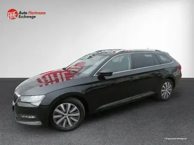Gebraucht Skoda Superb Ambition 200 PS (147 kW) 2022 Schwarzmagicperleffe (metallic) Kombi