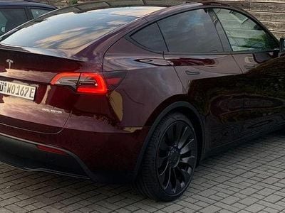 Rot Gebraucht 2023 Tesla Model Y Performance SUV | 46.950 € (Teuer)