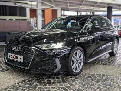 Używany Audi A3 S-Line 116 KM (85 kW) 2022 Czarny Sedan/Limuzyna