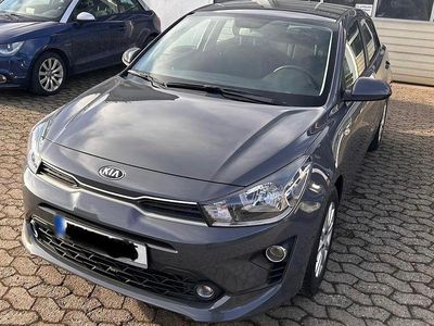 Second-hand Kia Rio 84 CP (61 kW) 2021 Gri Berlinǎ