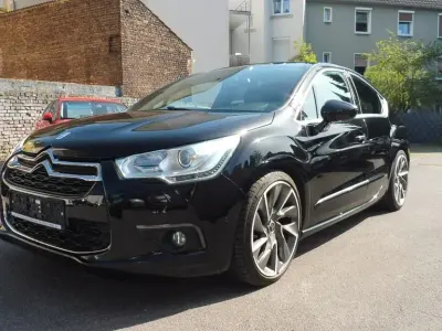 Gebraucht Citroën DS4 Sport Chic 200 PS (147 kW) 2014 Schwarz Kleinwagen