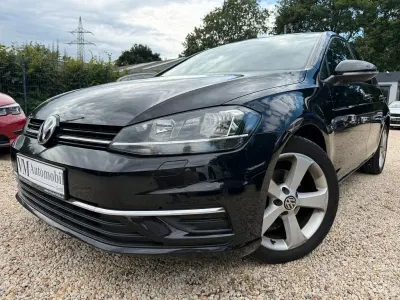 Gebraucht VW Golf VII 116 PS (85 kW) 2018 Schwarz Limousine