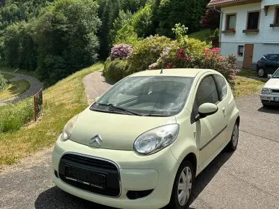 Gebraucht Citroën C1 68 PS (50 kW) 2011 Gelb Kleinwagen