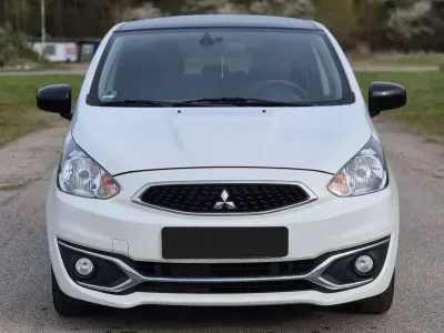 Gebraucht Mitsubishi Space Star Active 80 PS (58 kW) 2019 Weiß Kleinwagen