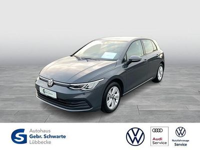 Grau Gebraucht 2021 VW Golf VIII Life | 18.490 € (Fairer Preis)