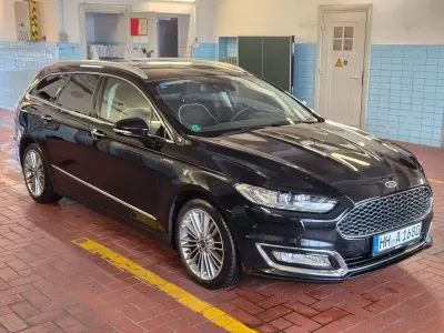 Gebraucht Ford Mondeo Vignale 179 PS (131 kW) 2017 Schwarz Limousine