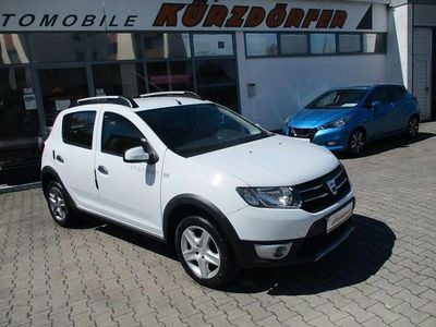 Usata Dacia Sandero Prestige 90 CV (66 kW) 2016 Bianco Berlina