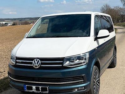Second-hand VW T6 Generation Six 150 CP (110 kW) 2018 Verde Van
