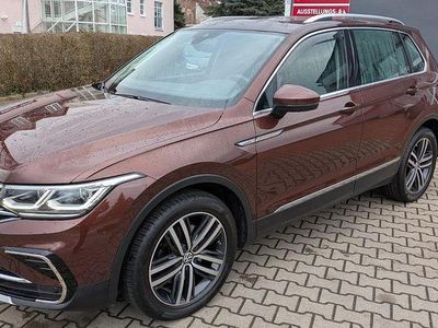 Gebraucht VW Tiguan Elegance 190 PS (139 kW) 2021 Braun SUV