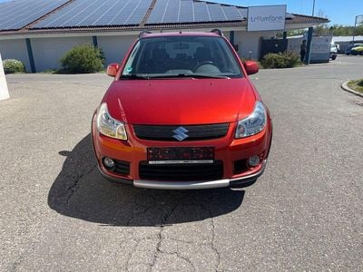 Second-hand Suzuki SX4 Club 107 CP (78 kW) 2007 Portocaliu Berlinǎ