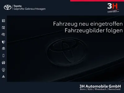 Gebraucht Toyota Corolla Team 140 PS (102 kW) 2022 Silber Kombi