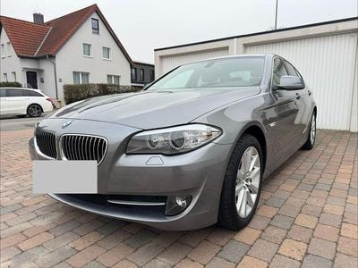Grau Gebraucht 2012 BMW 520 Limousine | 12.450 € (Guter Preis)