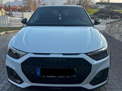 Gebraucht Audi A1 S-Line 116 PS (85 kW) 2024 Weiß SUV