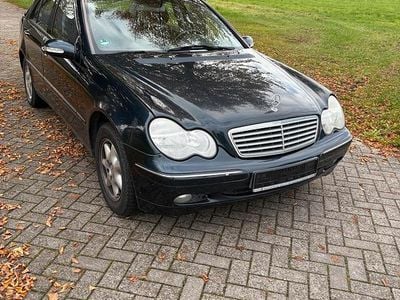 Mercedes C180