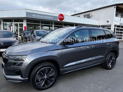 Neu Skoda Karoq SportLine 150 PS (110 kW) 2026 Grau SUV