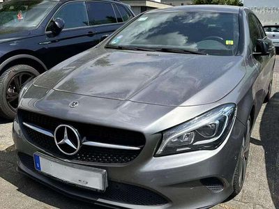 Mercedes CLA180