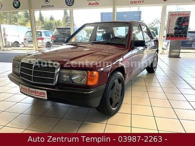 Usata Mercedes 190 72 CV (52 kW) 1988 Rosso Berlina