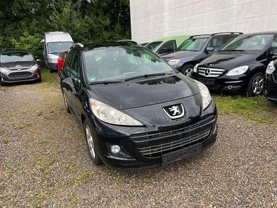 Gebraucht Peugeot 207 Premium 111 PS (81 kW) 2012 Schwarz Kombi