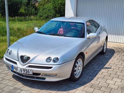 Alfa Romeo GTV