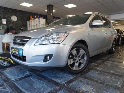 Gebraucht Kia Ceed 109 PS (80 kW) 2007 Silber Kleinwagen