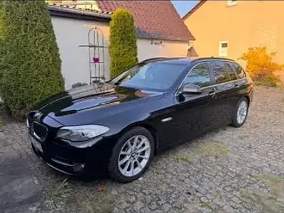 Gebraucht BMW 530 Comfort Edition 258 PS (189 kW) 2013 Schwarz Kombi