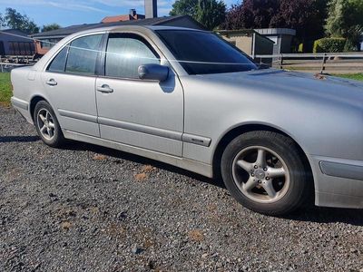 Mercedes C220