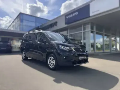 Gebraucht Peugeot Rifter Allure 131 PS (96 kW) 2020 Schwarz Van / Kleinbus