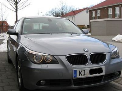 gebraucht BMW 530 d Aut. Navi Pro. Komfort-Vollleder mit Memory Xenon Standheizung Tüv neu