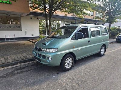Hyundai H-1