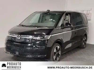 Second-hand VW Multivan Style 150 CP (110 kW) 2024 Negru Monovolum
