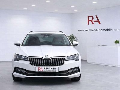 Gebraucht Skoda Superb Ambition 150 PS (110 kW) 2021 Bila moon/moon white Kombi