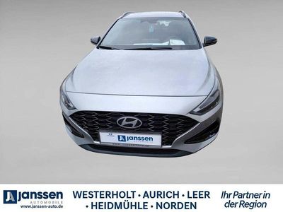 Shimmering silver Gebraucht 2025 Hyundai i30 Advantage Kombi | 24.490 € (Etwas zu teuer)