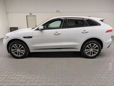Gebraucht Jaguar F-Pace R-Sport 300 PS (220 kW) 2019 Metallic SUV