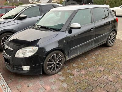 Schwarz Gebraucht 2009 Skoda Fabia SportLine Kleinwagen | 3.000 € (Fairer Preis)
