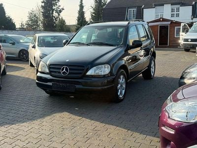 Gebraucht Mercedes ML270 163 PS (119 kW) 2000 SUV