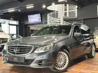 Usata Mercedes E350 Elegance 258 CV (189 kW) 2015 Grigio Berlina