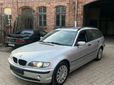 Gebraucht BMW 320 150 PS (110 kW) 2003 Silber Kombi