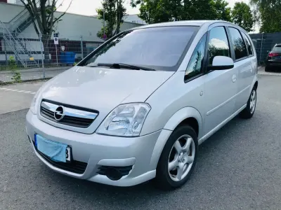 Gebraucht Opel Meriva 105 PS (77 kW) 2010 Silber Van / Kleinbus