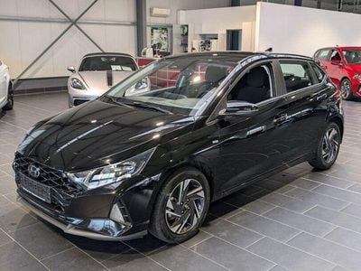 Gebraucht Hyundai i20 Trend 101 PS (74 kW) 2024 Schwarz Limousine