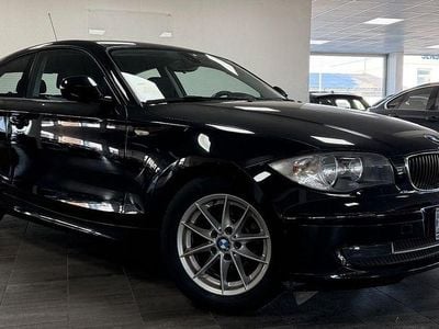 Gebraucht BMW 116 Sport Line 116 PS (85 kW) 2011 Schwarz Kleinwagen