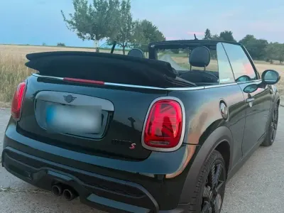 Gebraucht Mini Cooper S Cabriolet Resolute Edition 184 PS (135 kW) 2023 Grün Cabrio