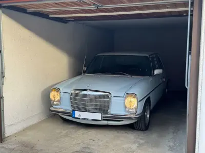Gebraucht Mercedes W114 120 PS (88 kW) 1975 Blau Limousine
