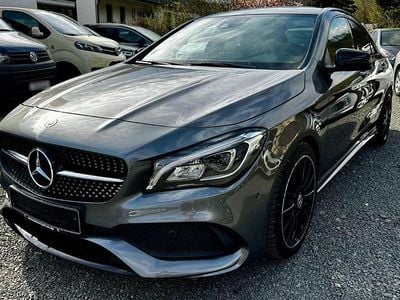 Gebraucht Mercedes CLA180 AMG line 122 PS (89 kW) 2017 Mountaingrau  met. Limousine