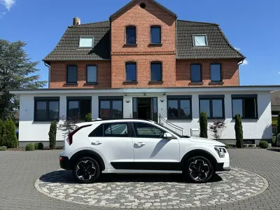 Gebraucht Kia e-Niro Edition 7 150 kW (204 PS) 2023 (ud) schneeweiss SUV