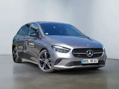 Gebraucht Mercedes B200 Progressive 150 PS (110 kW) 2026 Grau Kleinwagen