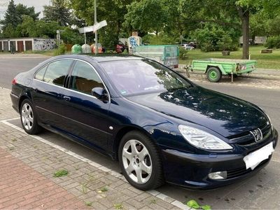 Peugeot 607