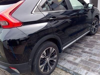 Usado Mitsubishi Eclipse Cross Spirit 163 HP (119 kW) 2020 Preto SUV