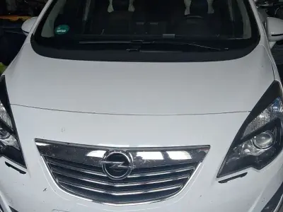 Gebraucht Opel Meriva S 120 PS (88 kW) 2011 Weiß Van / Kleinbus