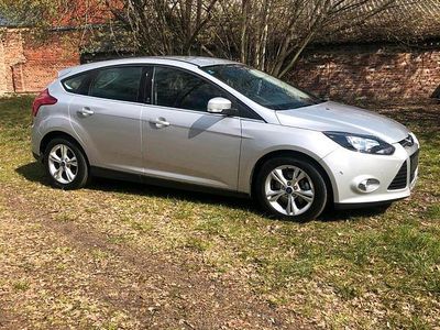 Gebraucht Ford Focus 150 PS (110 kW) 2012 Silber Limousine